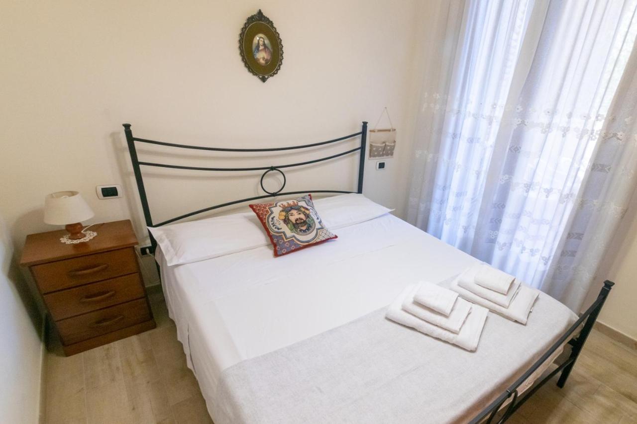 Corallo Holiday House Acitrezza Aci Trezza Luaran gambar