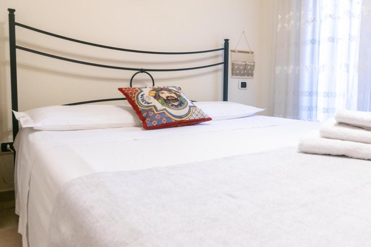 Corallo Holiday House Acitrezza Aci Trezza Luaran gambar