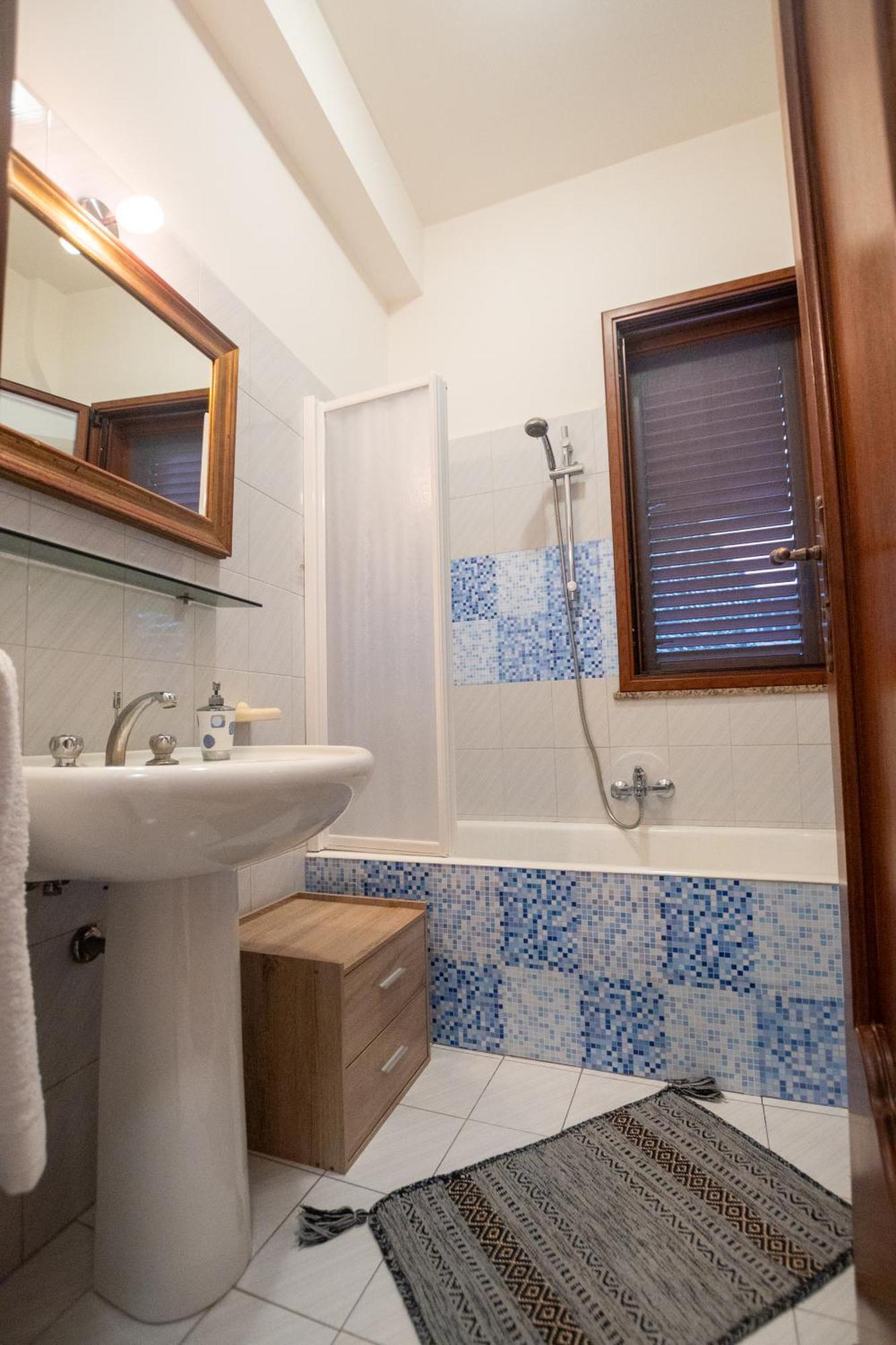 Corallo Holiday House Acitrezza Aci Trezza Luaran gambar